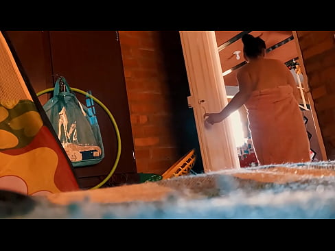 ❤️ میرے چچا شاور میں میرا پیچھا کرتے ہیں، جب میں شاور لیتا ہوں تو وہ مجھے چودتا ہے۔ ☑  سیکس  ❌️❤